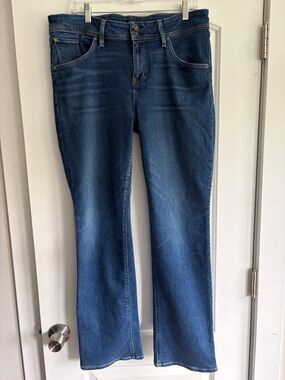 HUDSON Los Angeles “Beth Baby Bootcut” Denim Jeans 34